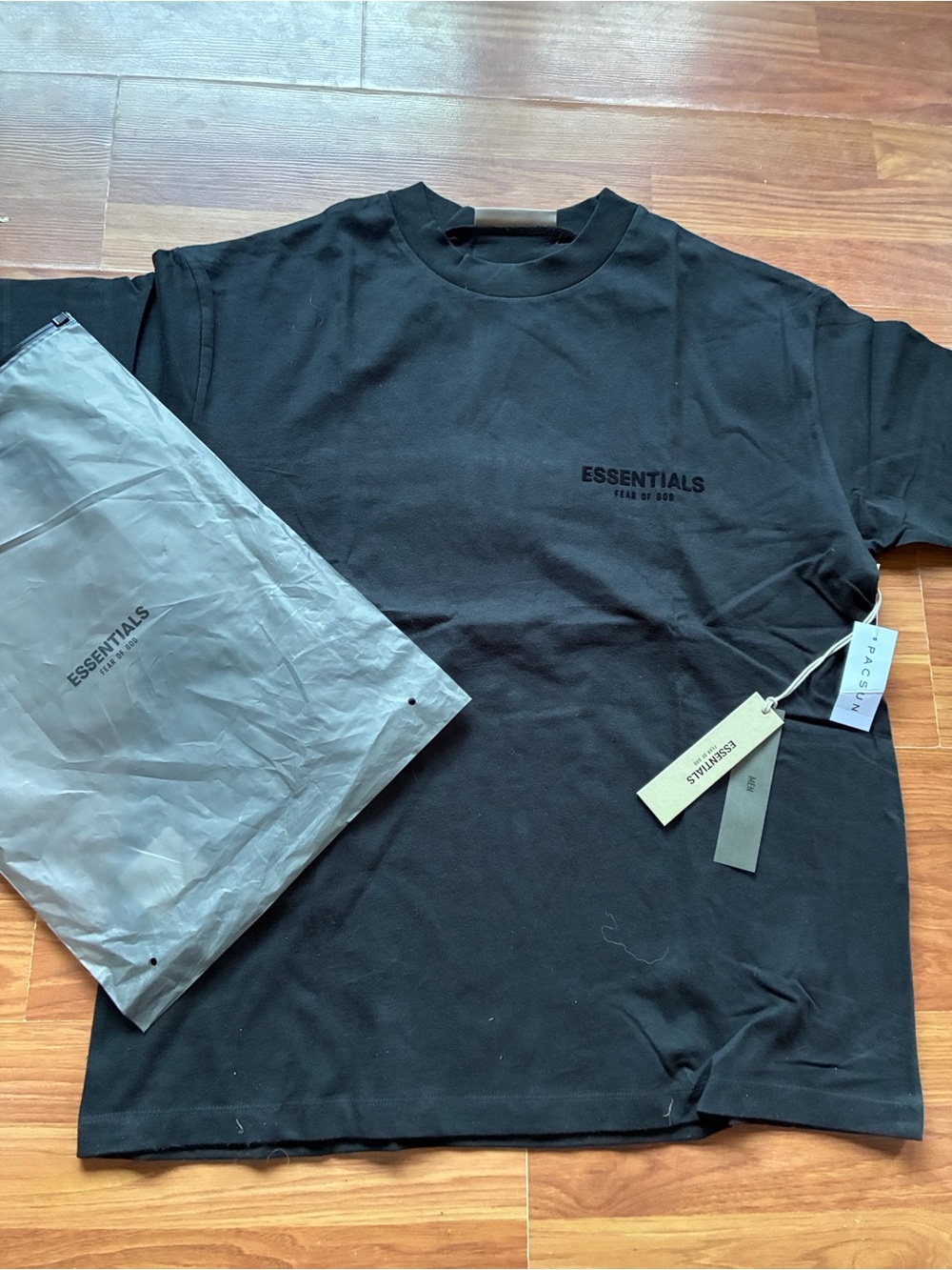 Fear of God ESSENTIALS Black Short Sleeve Tee